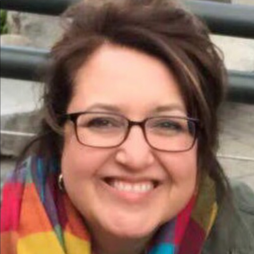 Meet your Posher, Joni